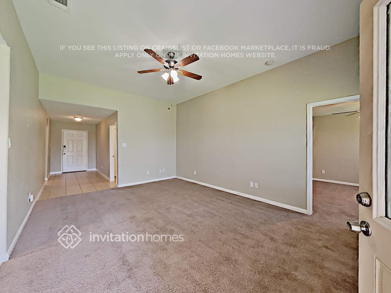 Building Photo - 741 Lazy Crest Dr
