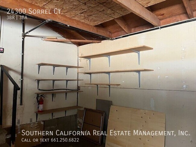 Building Photo - 24300 Sorrel Ct