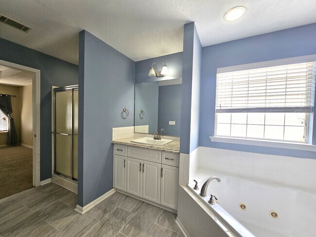 Building Photo - 770 Michelle Ct