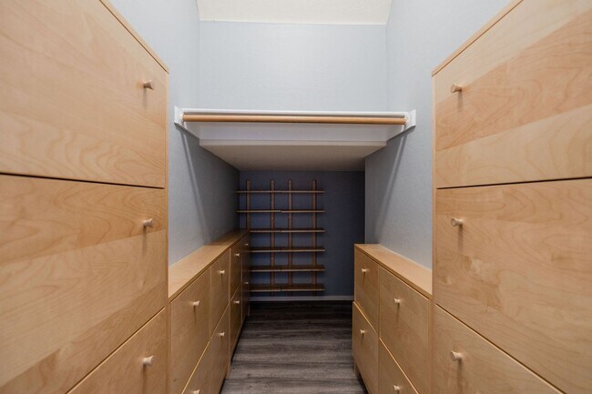 Building Photo - $3,500 For Lease Starting June 1, 2026 4 beds-2.5 Baths 2,421 Sq. Ft.  Amazing Gilbert 85298 Home...