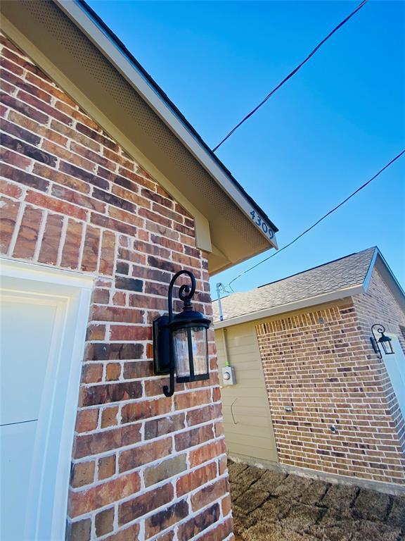 Building Photo - 4309 Spencer-