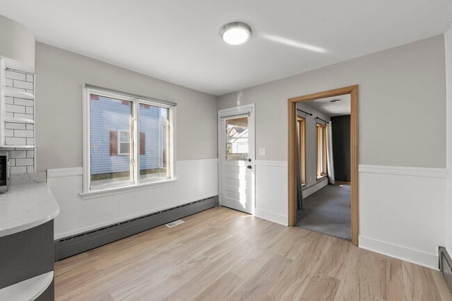 Building Photo - 175 S Harrison Ave