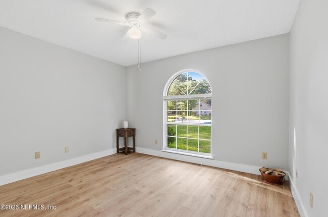 Building Photo - 421 Chicopee Ct