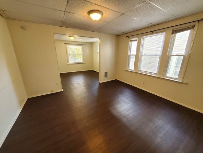 Building Photo - Large 3 Bedroom 2 Story Apartment Winton / Blossom area Avail Soon