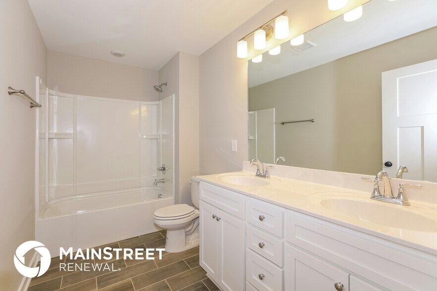 Building Photo - 5335 Nancy Seward Dr