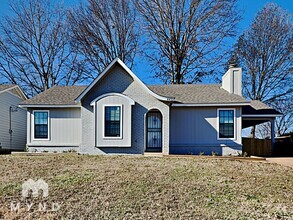 Building Photo - 4433 Sunnyslope Dr