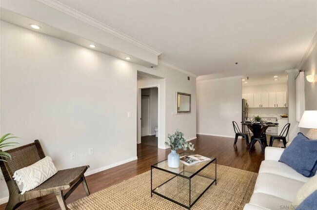 Building Photo - 1642 Seventh Ave