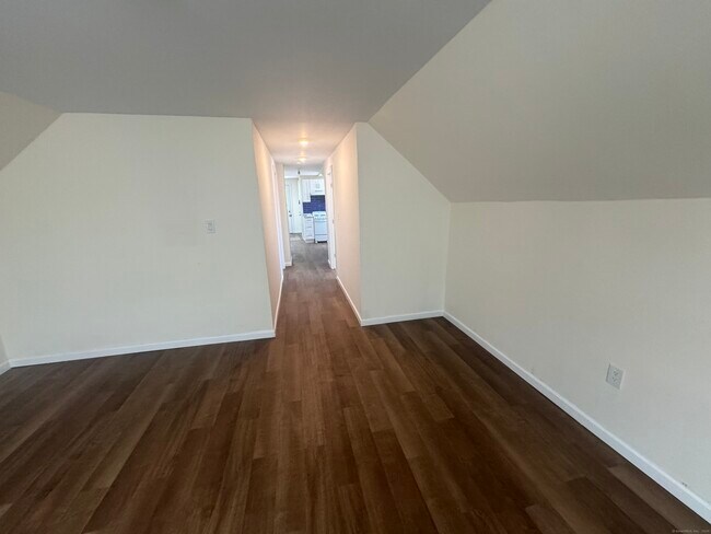 Building Photo - 174 Pixlee Pl