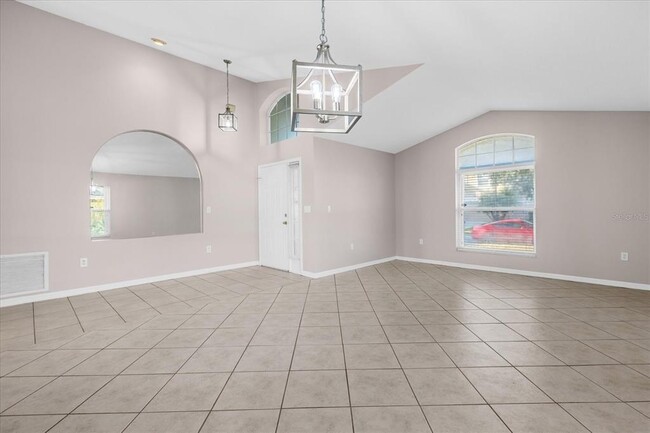 Building Photo - 13555 Briarmoor Ct