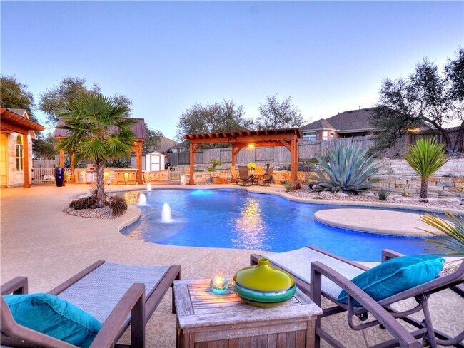 Building Photo - 208 Raindance Cove