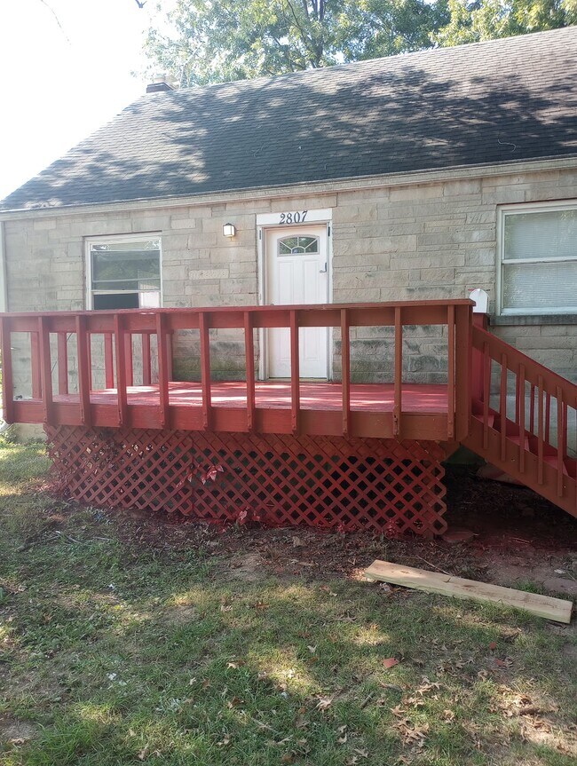 Building Photo - 2807 Sheldon Ave