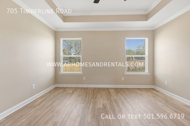 Building Photo - 705 Timberline Rd