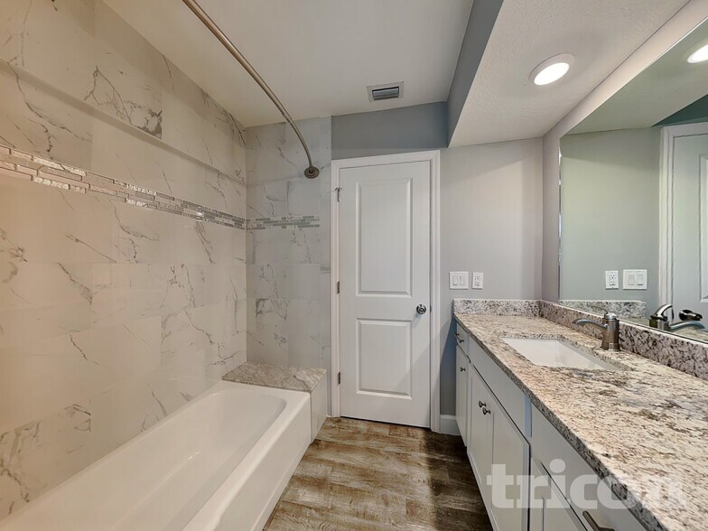 Building Photo - 6325 Mosby Pl