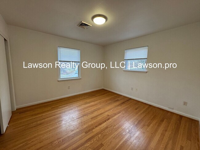 Building Photo - Vinton Mill 613-615