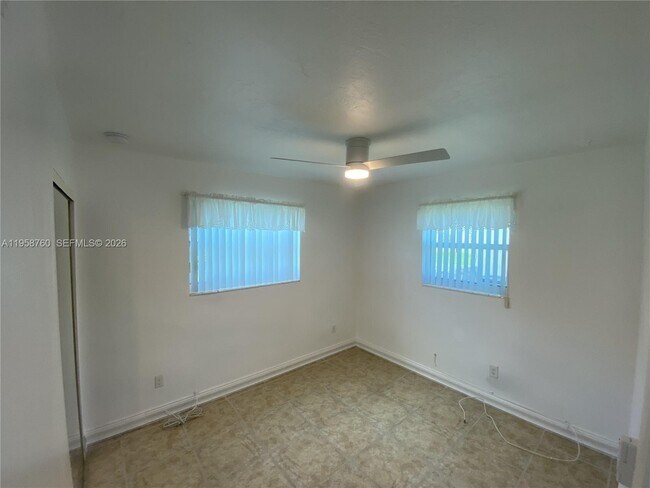 Building Photo - 25423 SW 107th Ct