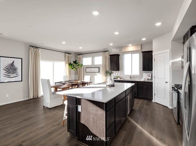 Building Photo - The Bridgewater house in Bothell
