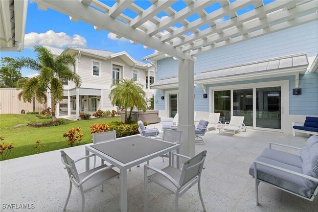 Building Photo - 2961 Sanborn Ave