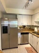 Building Photo - 19505 Quesada Ave