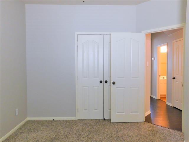 Building Photo - 4602 Trumpet Vine