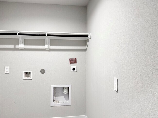 Building Photo - 29735 Cayenne Cir