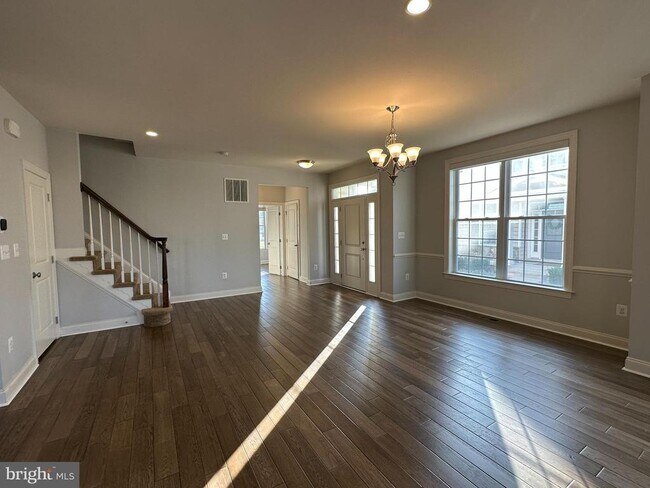 Building Photo - 23417 Longollen Woods Terrace