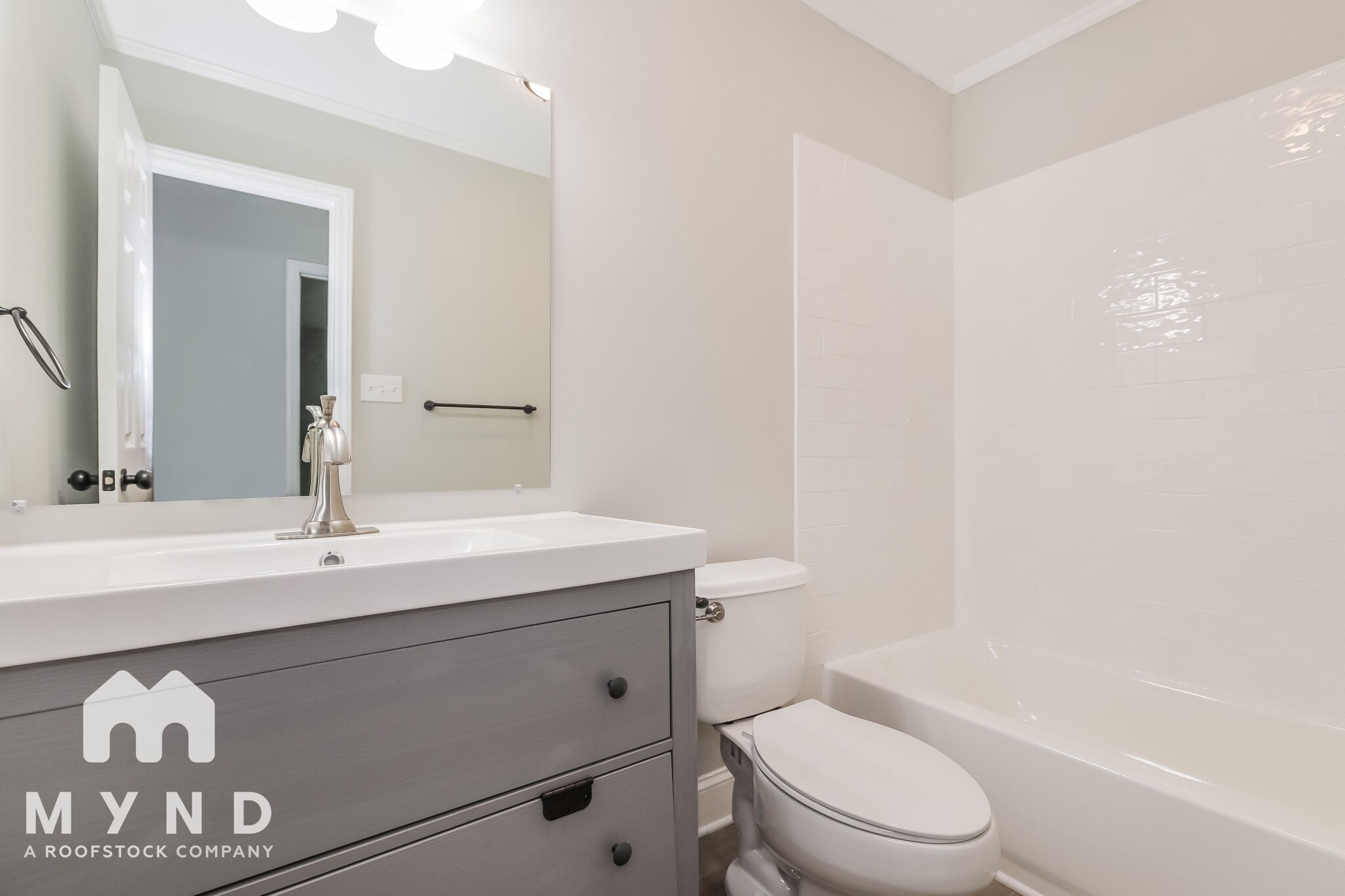 Building Photo - 4217 Heatherstone Dr