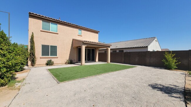 Building Photo - Closer to Goodyear than Buckeye! Gorgeous house!