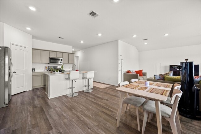 Building Photo - 15726 Majestic Evergreen Wy