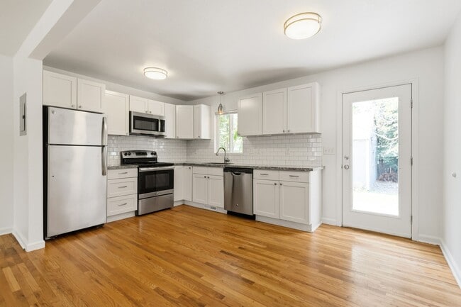 Building Photo - 623 Colorado St