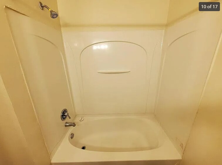 Building Photo - 416 S West St