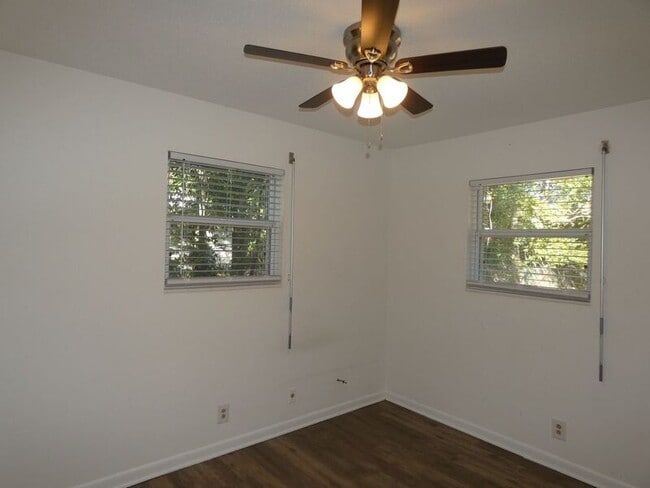 Building Photo - 3460 Rothschild Dr
