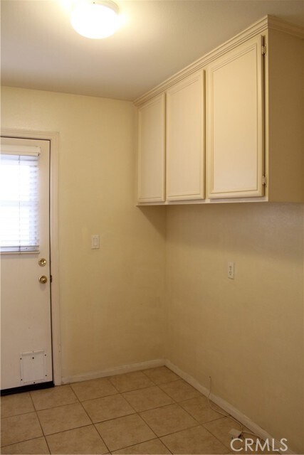 Building Photo - 8 Calavera