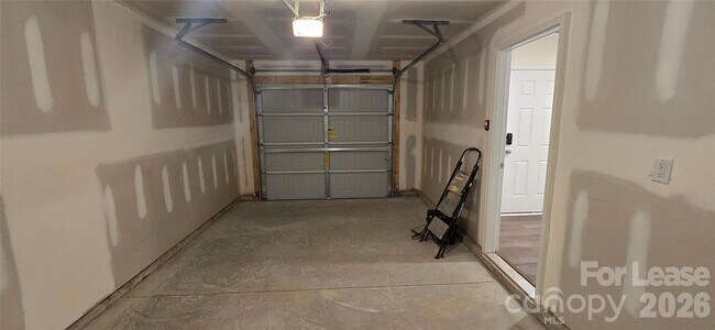 Building Photo - 1918 Tranquility Cir