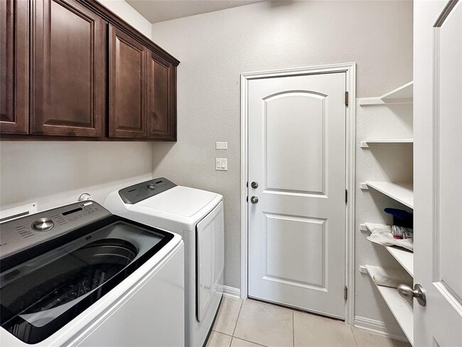 Building Photo - 2644 Granite Hill Dr