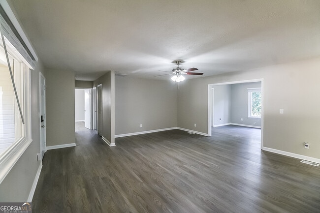 Building Photo - 3212 Pine Branch Ct