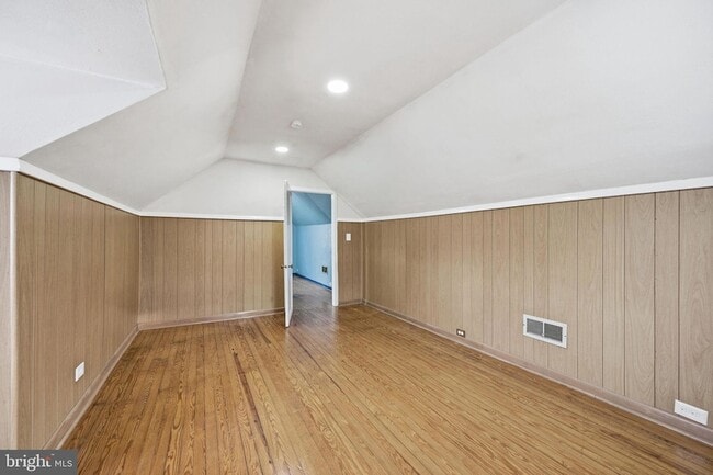 Building Photo - 3413 Yardley Dr