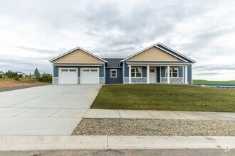 Building Photo - Beautiful 4bed 2bath home on Military Hill!