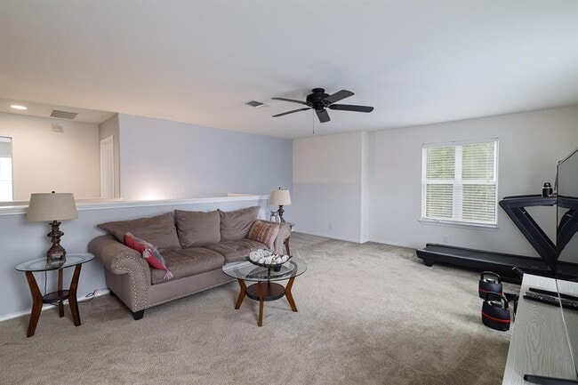 Building Photo - 8716 Panadero Dr