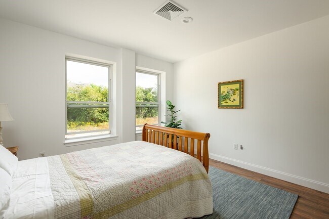 Building Photo - 309 Chief Justice Cushing Hwy