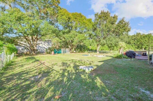 Building Photo - 3147 Naylor Terrace