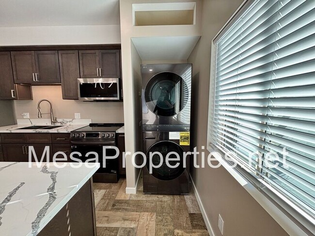 Building Photo - 8147 Grove Ave