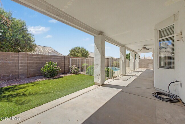 Building Photo - 22516 N 68th Dr