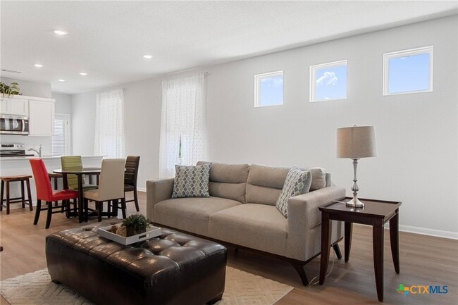 Building Photo - 149 Cutleaf