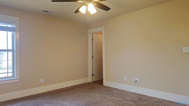 Building Photo - 3 Sudworth Dr SW