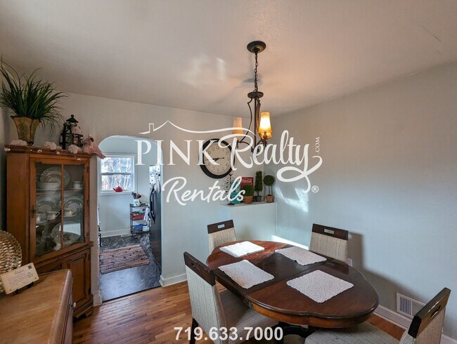 Building Photo - 1719 W Kiowa St