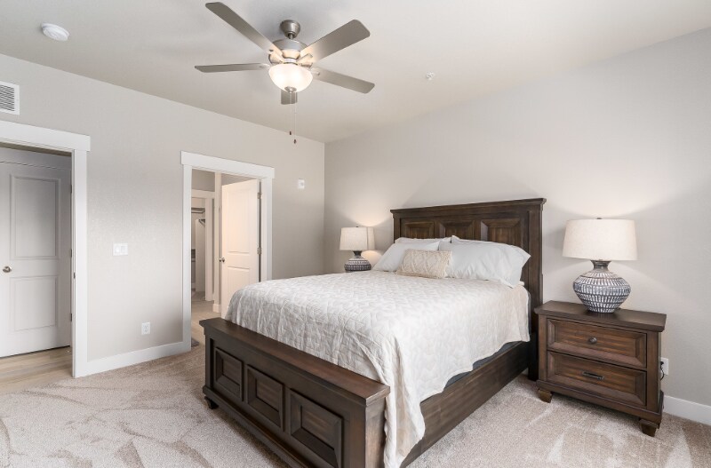 Building Photo - 4612 Hahns Peak Dr