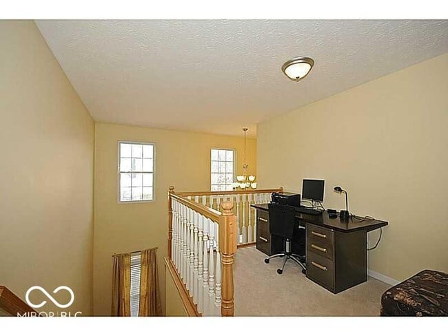 Building Photo - 1367 Hinault Way