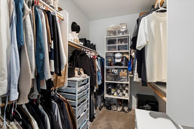 Building Photo - 3030 N 38th St