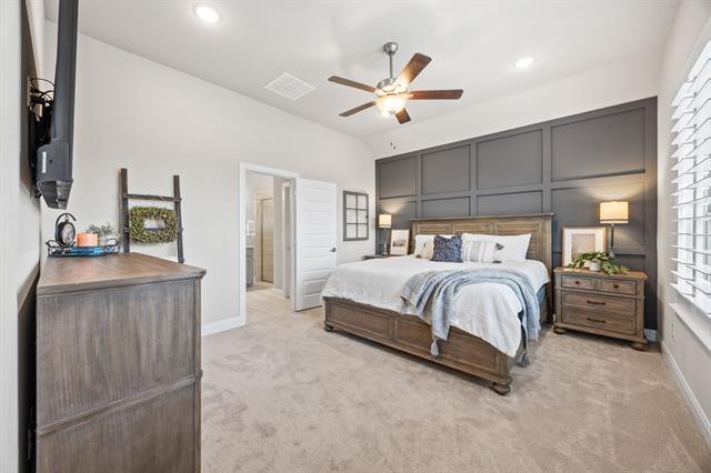 Building Photo - 2102 Clearwater Way