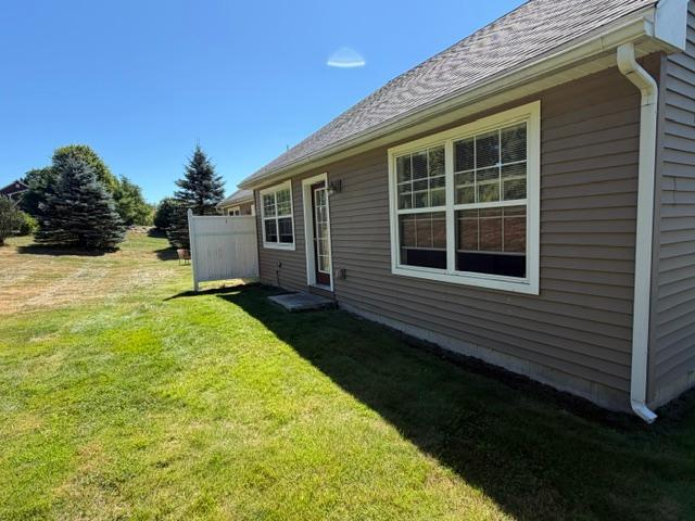 Rear of building - 16 Pinnacle Dr
